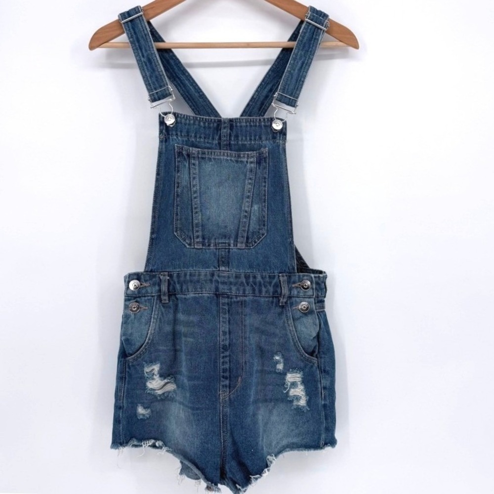 HM Divided Womens Distressed Denim Shortalls Medium Wash Blue‎ Size 6 Raw Hem